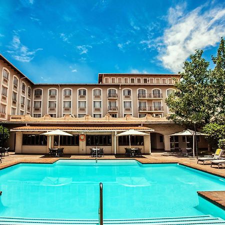 Hotel Garden Court Or Tambo International Airport Kempton Park Exterior foto